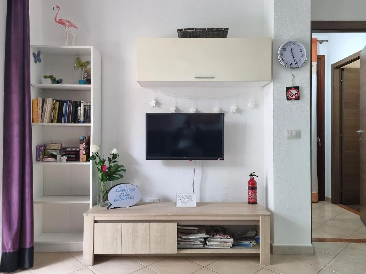 Διαμέρισμα Valevalehome - Home Gallery With Fully Equipped Kitchen, Reserved Parking, Big Garden Όλμπια