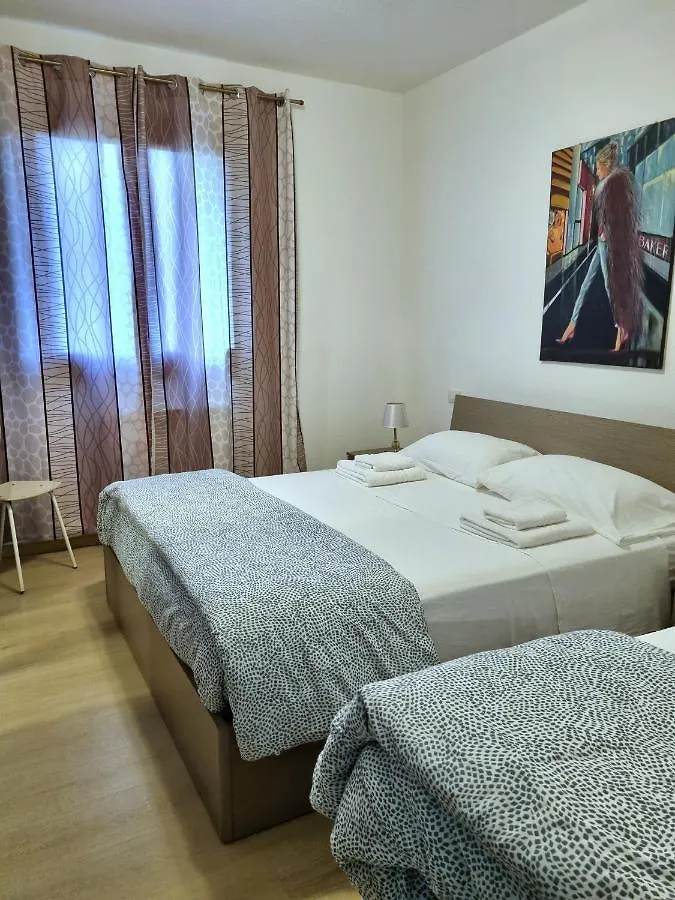 Διαμέρισμα Valevalehome - Home Gallery With Fully Equipped Kitchen, Reserved Parking, Big Garden Όλμπια Ιταλία