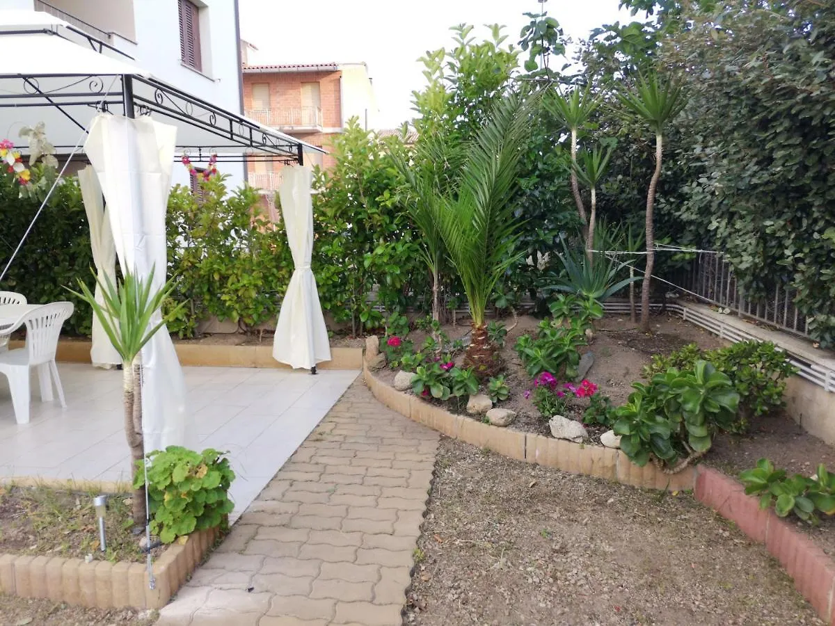 Valevalehome - Home Gallery With Fully Equipped Kitchen, Reserved Parking, Big Garden Όλμπια 0*,  Ιταλία